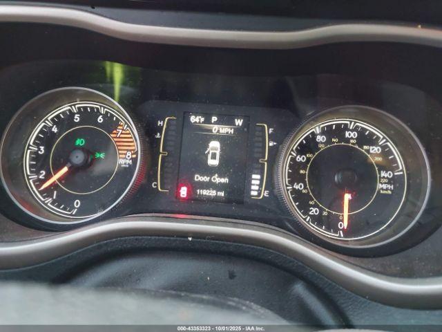 Jeep Cherokee Latitude Fwd Image 7