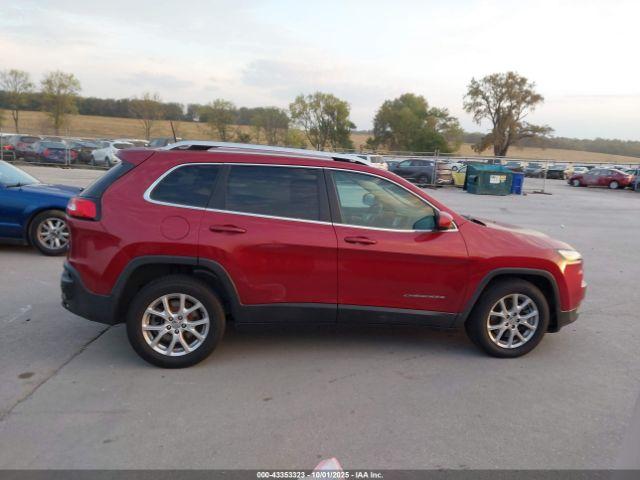 Jeep Cherokee Latitude Fwd Image 16