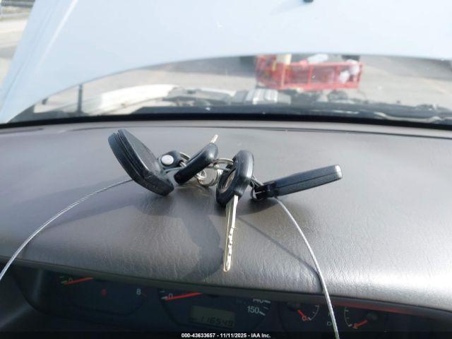 Hyundai XG350 L Image 11