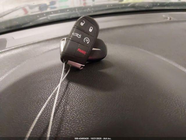 Chrysler 300 Limited Awd Image 15