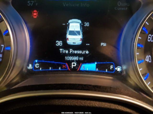 Chrysler 300 Limited Awd Image 16