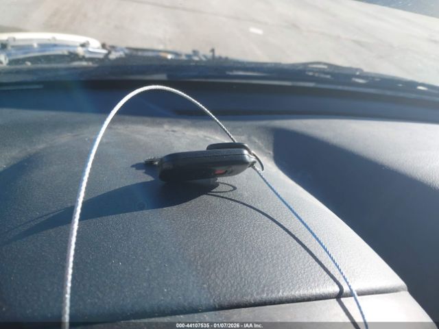 Toyota RAV4 Image 10