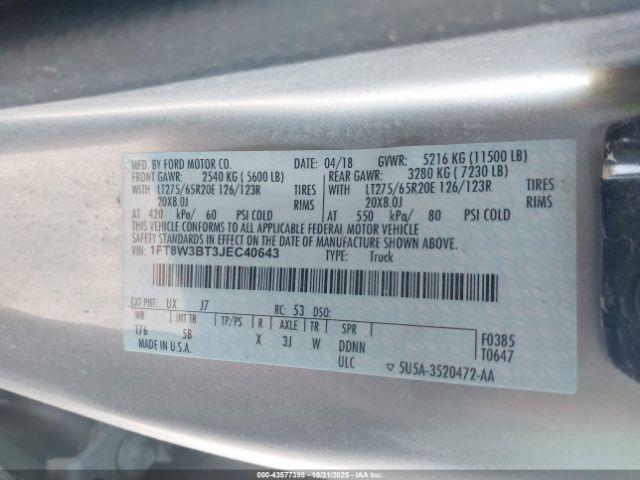 Ford F-350 Lariat Image 5