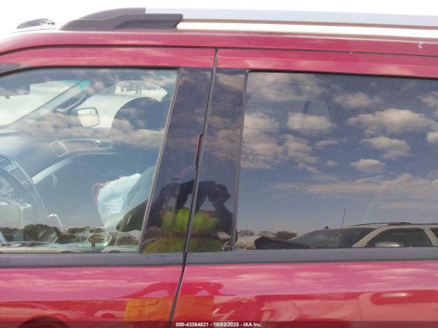 Ford Explorer Xlt Image 15