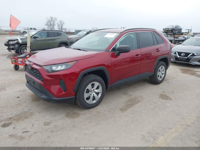 Toyota RAV4 Le Image 3