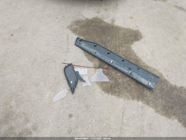 Toyota RAV4 Le Image 9