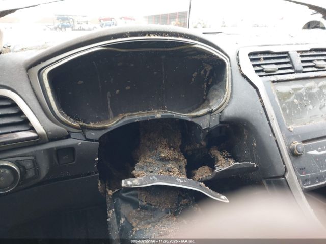 Ford Fusion Se Image 11