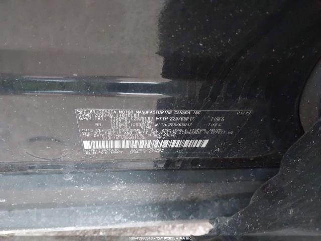 Toyota RAV4 Xle Image 5