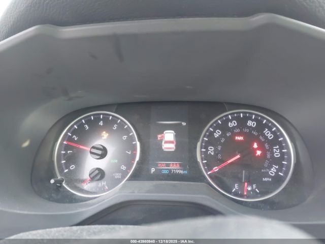 Toyota RAV4 Xle Image 12