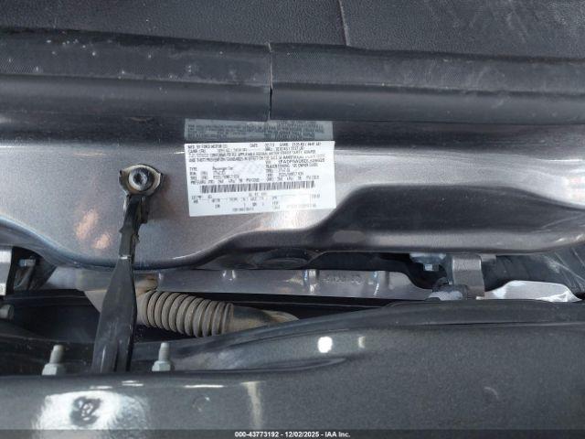 Ford C-MAX Hybrid Se Image 3