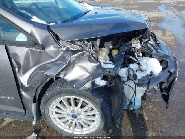 Ford C-MAX Hybrid Se Image 5