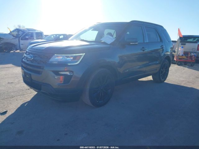 Ford Explorer Xlt Image 6