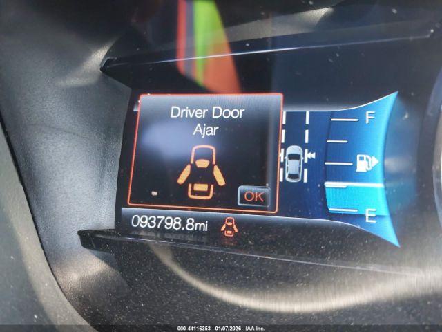 Ford Explorer Xlt Image 4