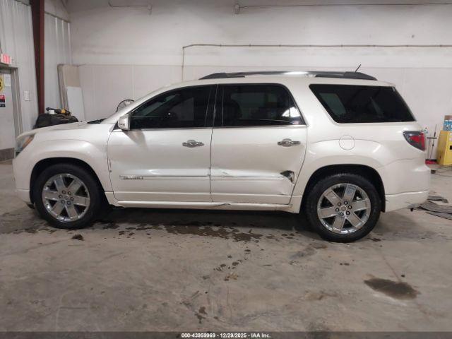 GMC Acadia Denali Image 10