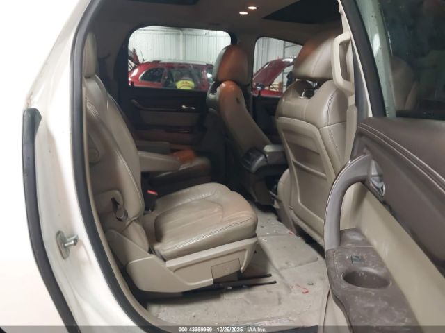 GMC Acadia Denali Image 6