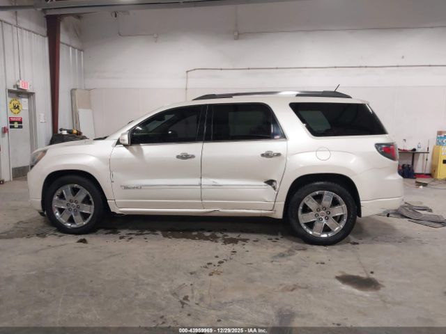 GMC Acadia Denali Image 2