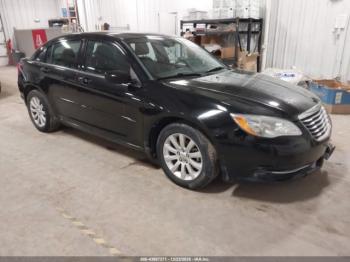  Salvage Chrysler 200