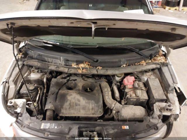 Ford Explorer Image 9