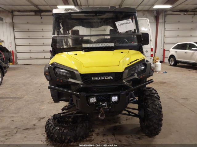 Honda Sxs1000 M5 Image 7