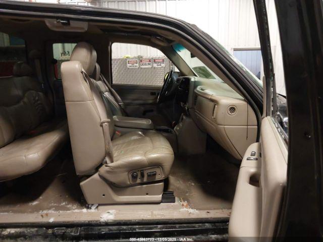 Chevrolet Silverado 1500 Lt Image 10