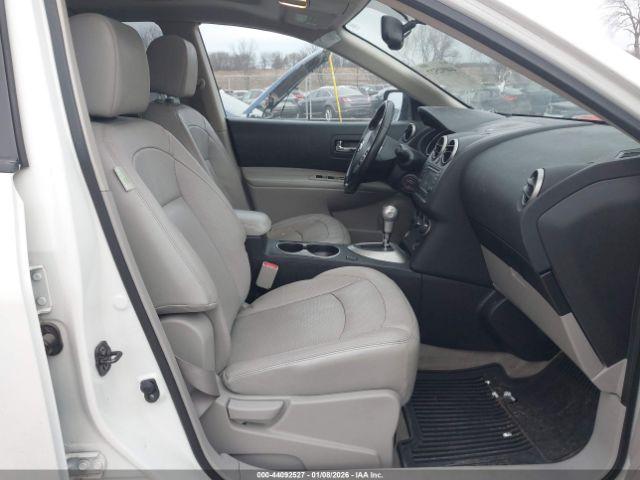 Nissan Rogue Image 11