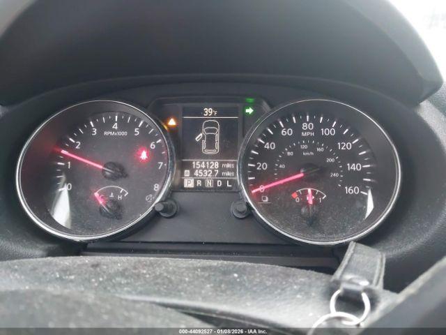 Nissan Rogue Image 4