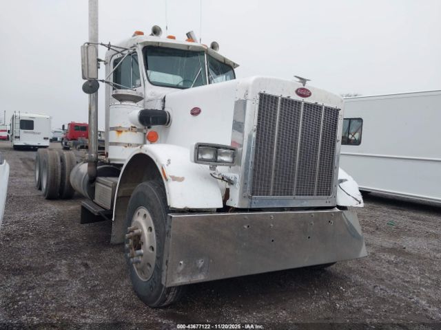Peterbilt 359 Image 1