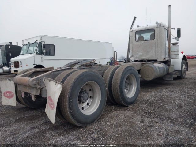 Peterbilt 359 Image 2