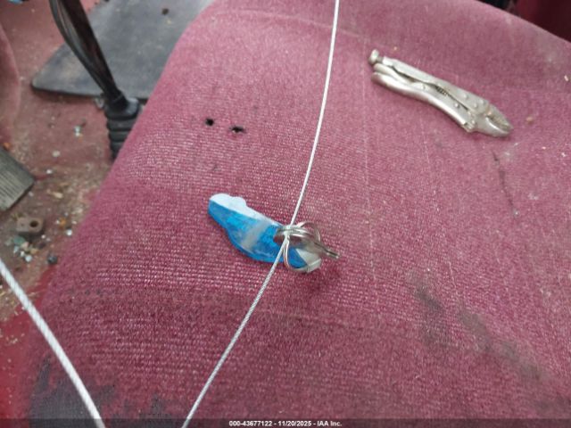 Peterbilt 359 Image 12