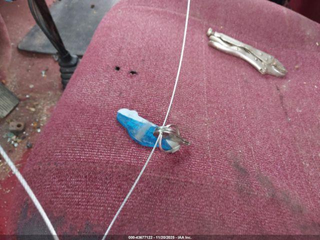 Peterbilt 359 Image 12