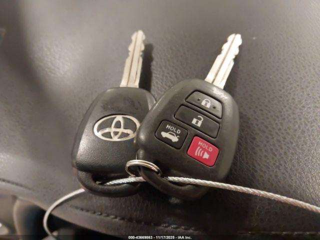 Toyota Corolla Se Image 5