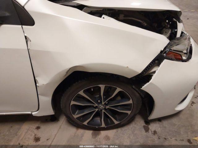 Toyota Corolla Se Image 10