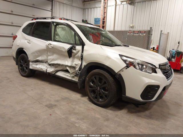  Salvage Subaru Forester