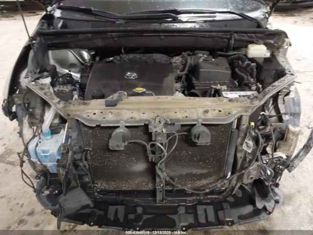 Toyota Highlander Xle Image 2