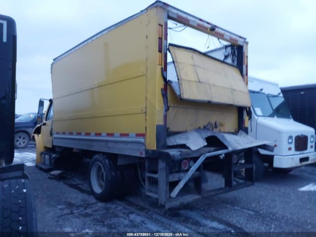 Freightliner M2 106 Image 13