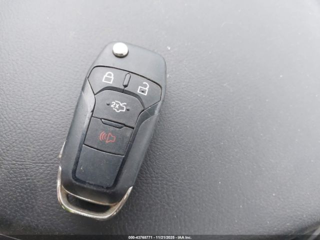 Ford Fusion Se Image 4