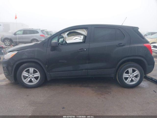 Chevrolet Trax Fwd Ls Image 12