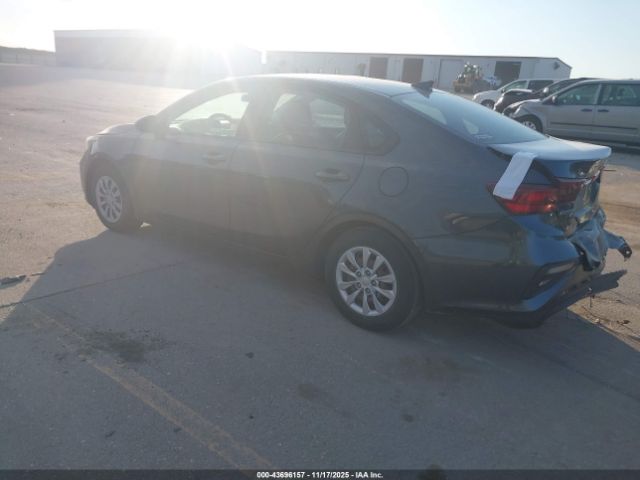 Kia Forte Fe Image 5