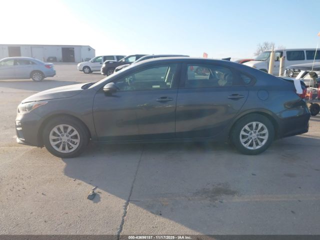 Kia Forte Fe Image 11