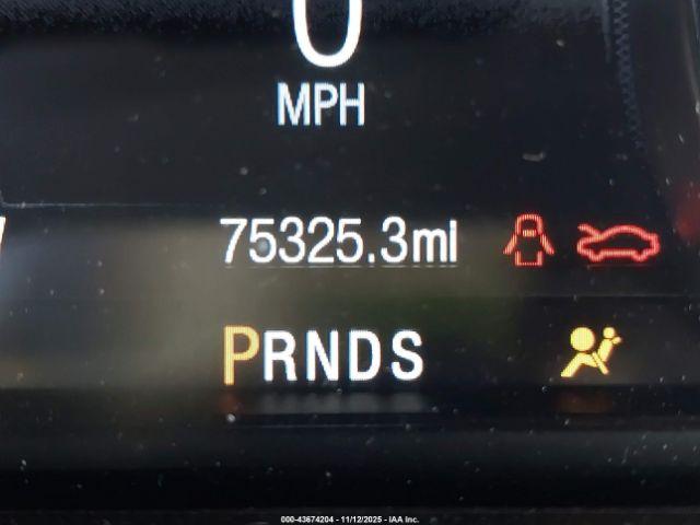 Ford Explorer Platinum Image 13