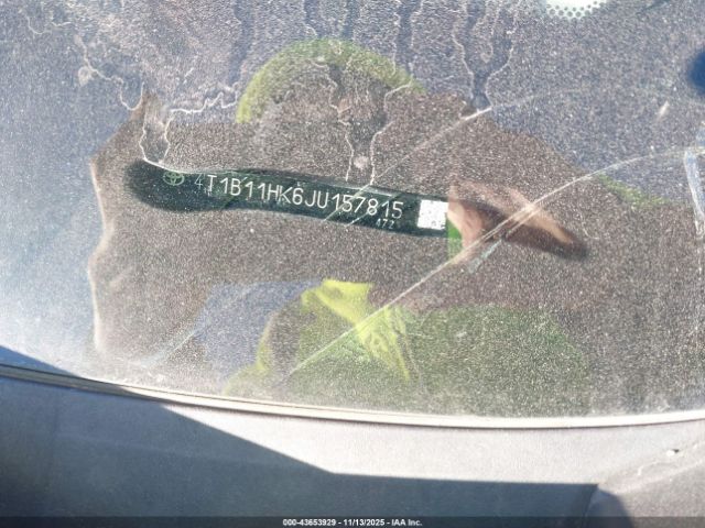 Toyota Camry Le Image 15