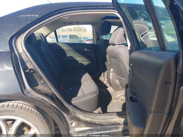 Ford Fusion Se Image 2