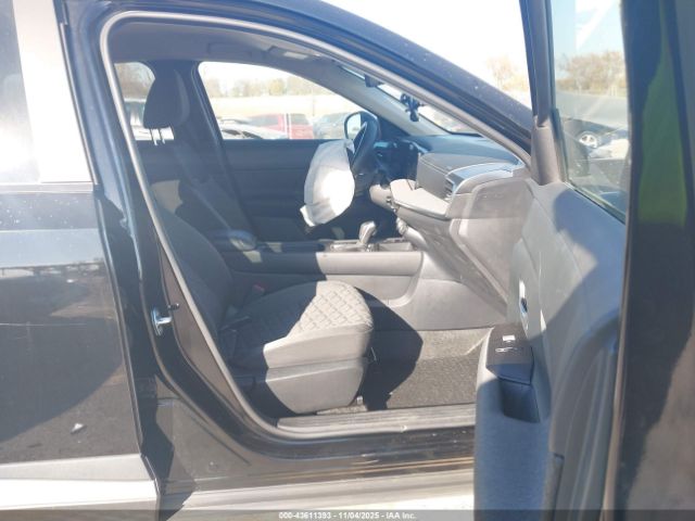 Nissan Kicks Sv Fwd Image 16