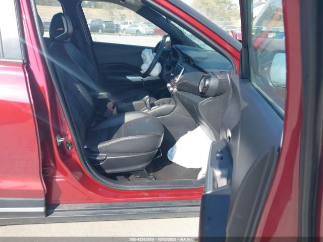 Nissan Kicks Sr Xtronic Cvt Image 2