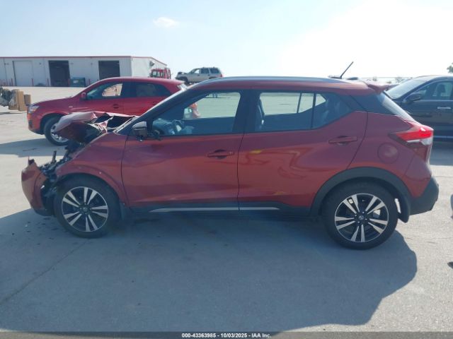 Nissan Kicks Sr Xtronic Cvt Image 8