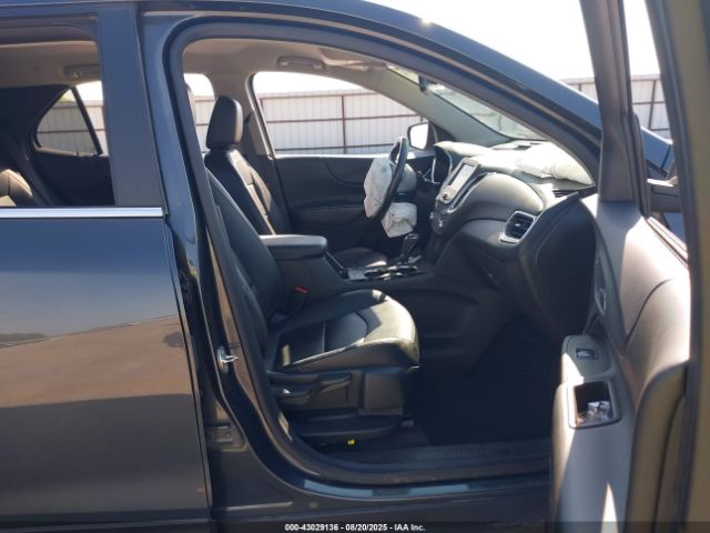 Chevrolet Equinox Awd Lt Image 2