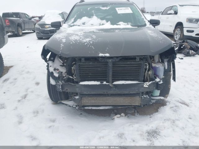 GMC Terrain Sle Image 2