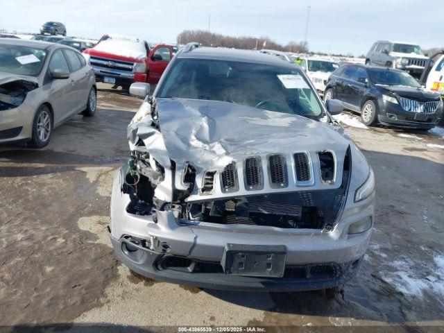 Jeep Cherokee Latitude Image 5