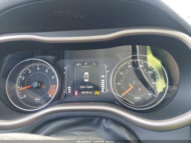 Jeep Cherokee Latitude Image 15