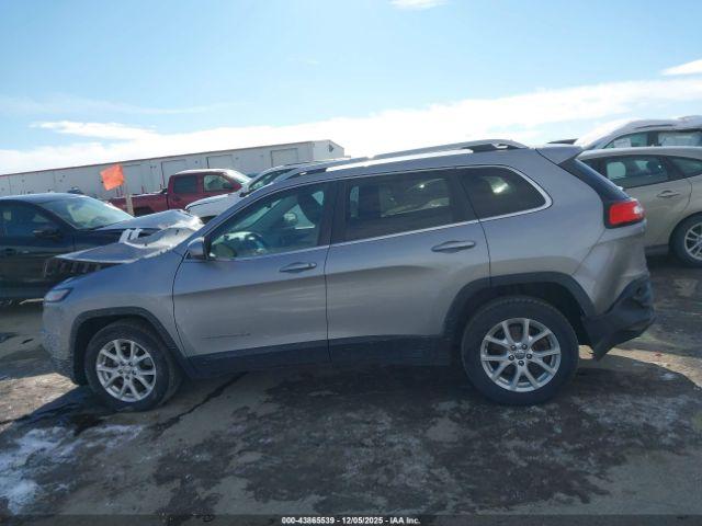 Jeep Cherokee Latitude Image 6